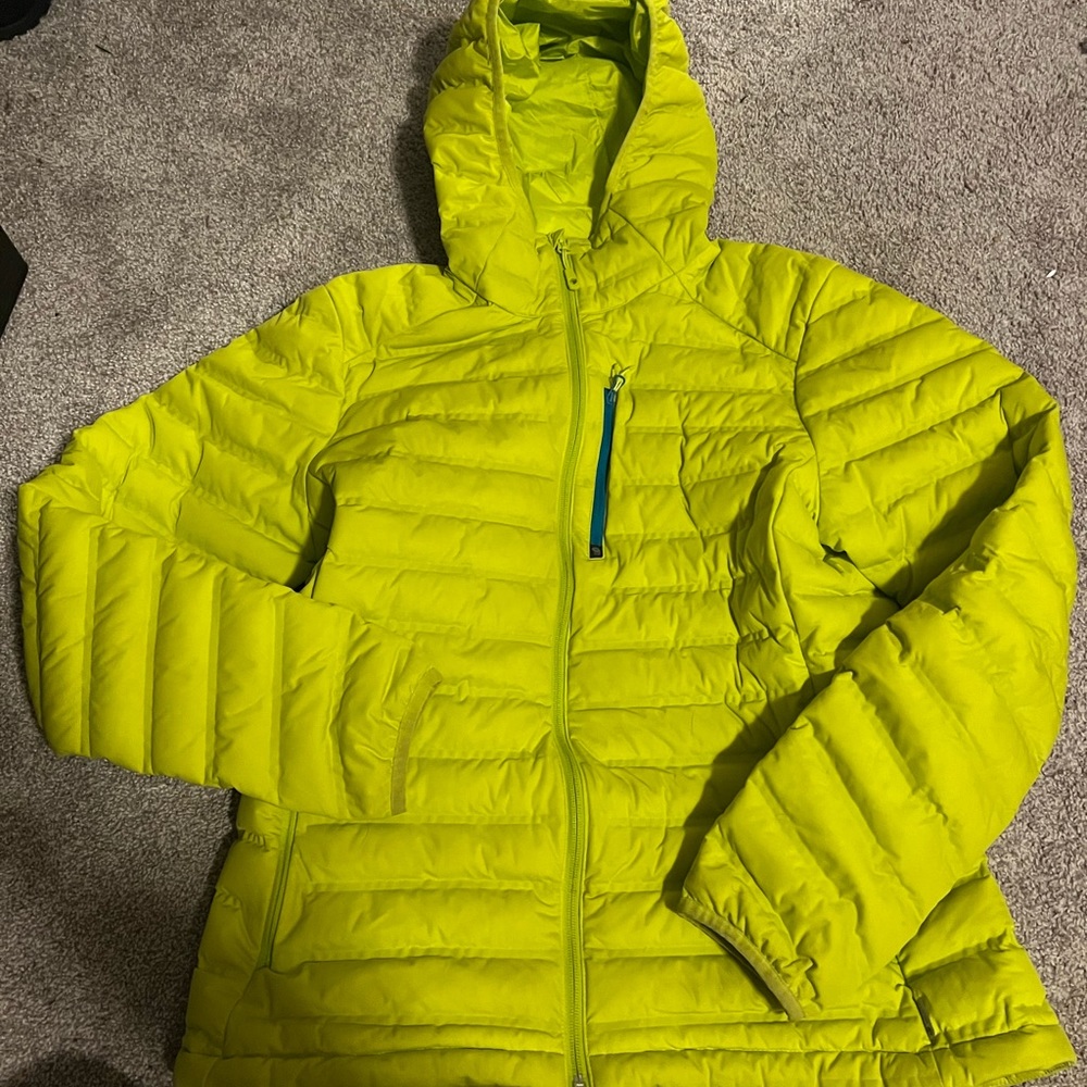 Mountain hardwear womens large stretch down puffy jacket